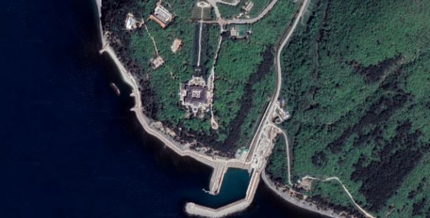 El supuesto palacio de Putin visto con Google Maps El supuesto palacio de Putin visto con Google Maps