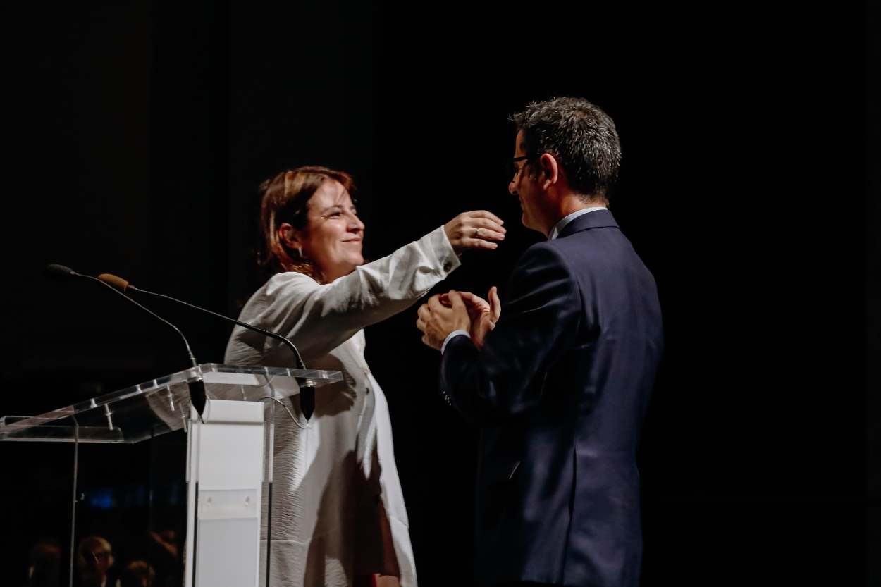 El ministro de la Presidencia, Relaciones con las Cortes y Memoria Democrática, Félix Bolaños, y la vicesecretaria general del PSOE, Adriana Lastra
