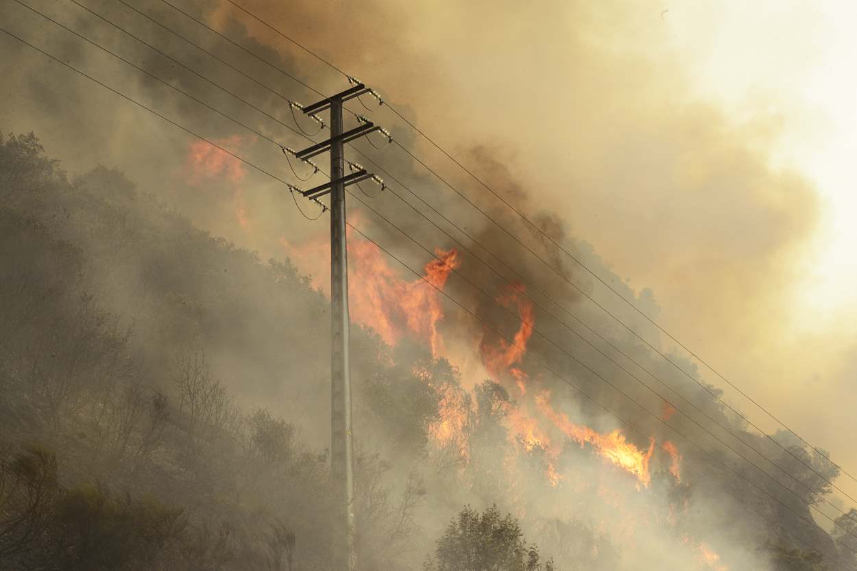 Vista del incendio en el municipio gallego de O Barco de Valdeorras