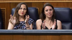 La ministra de Derechos Sociales y Agenda 2030, Ione Belarra, y la ministra de Igualdad, Irene Montero. EP