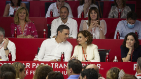 María Jesús Montero en el Comité Federal del PSOE, junto a Pedro Sánchez. EP / Jesús Hellín.
