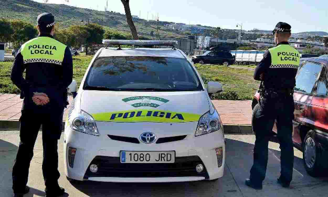 Policía local de Estepona, Málaga.