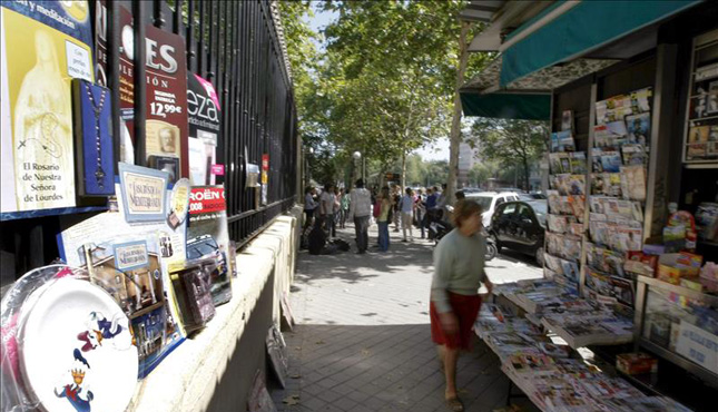 'ABC' pide para Cataluña "mecanismos policiales" y 'La Razón' el "uso implacable de la Ley"