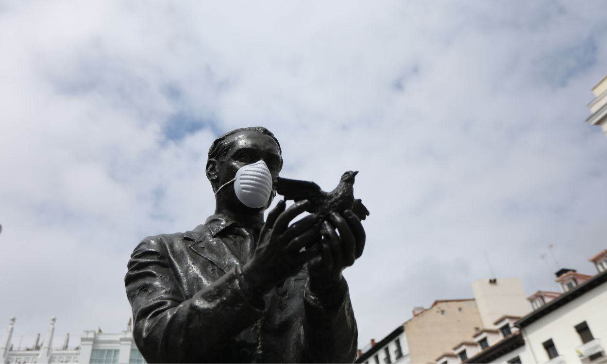Estatua de Federico García Lorca frente al Teatro Español en Madrid. EP.