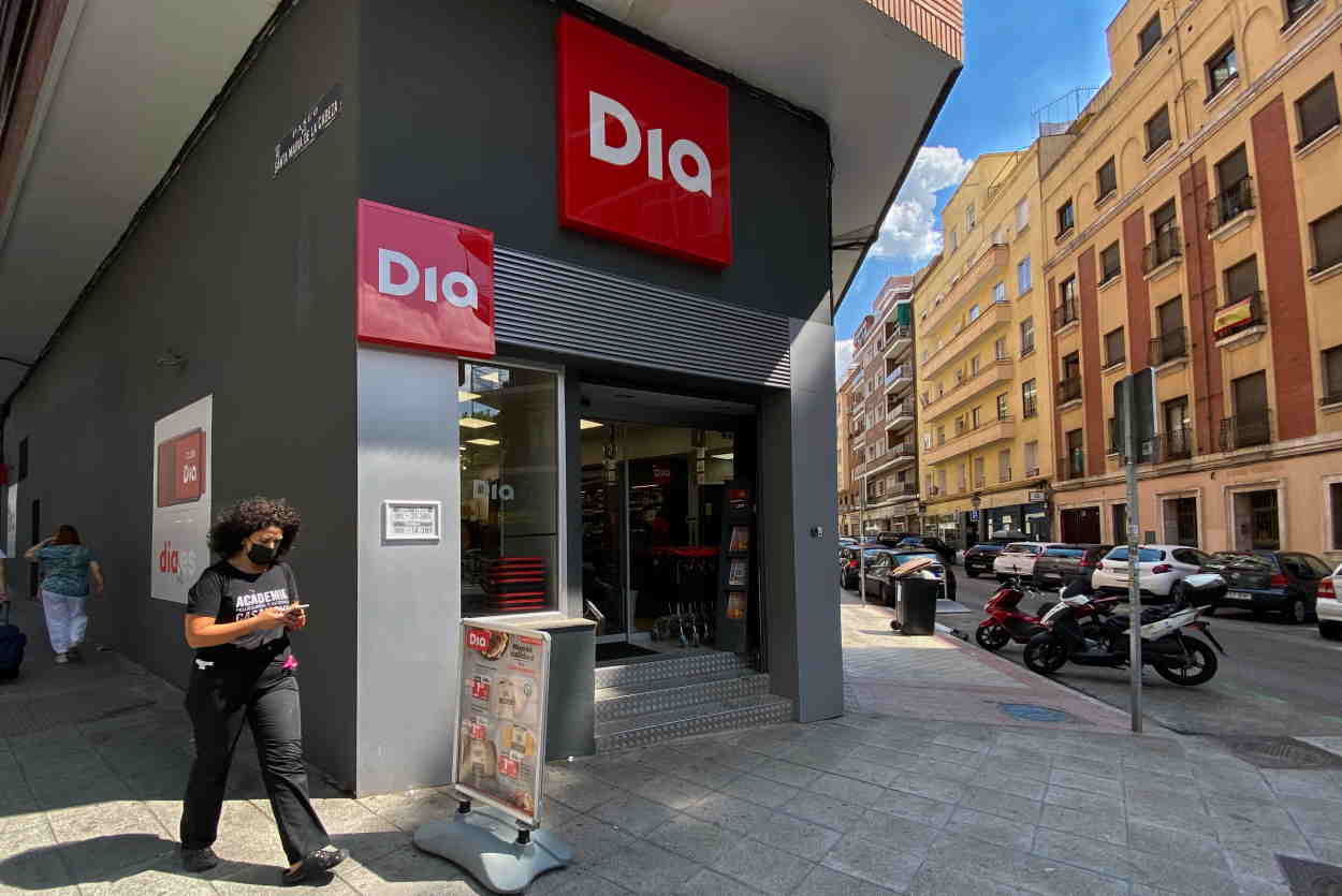 La entrada de un supermercado Dia. Europa Press