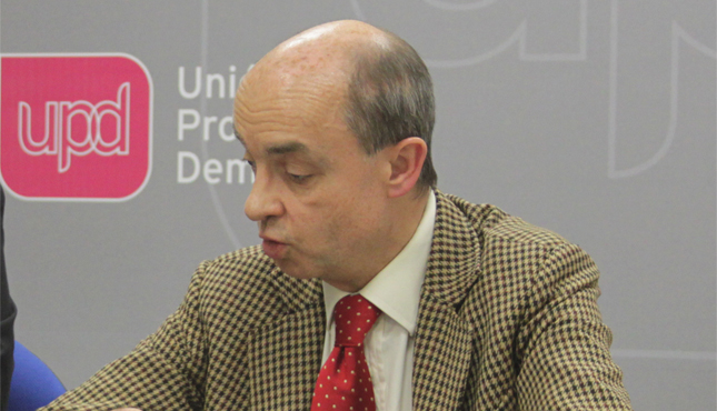Fernando Maura dimite como eurodiputado de UPyD para ir en la lista de Ciudadanos por Madrid