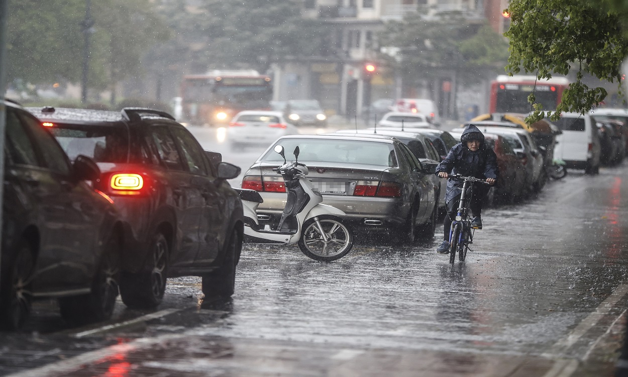 Una ciudad bajo la lluvia en una imagen de archivo. EP