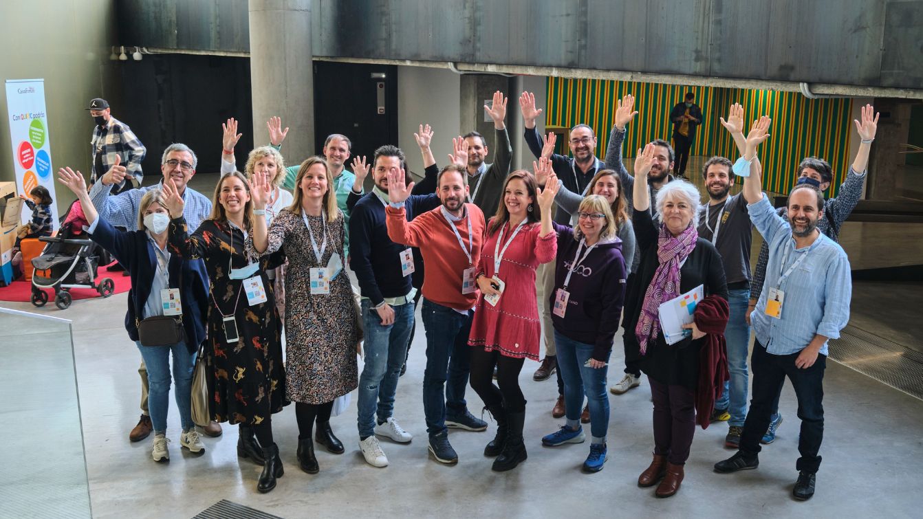 Un grupo de directivos docentes y coaches del Programa de Liderazgo para el Aprendizaje de EduCaixa