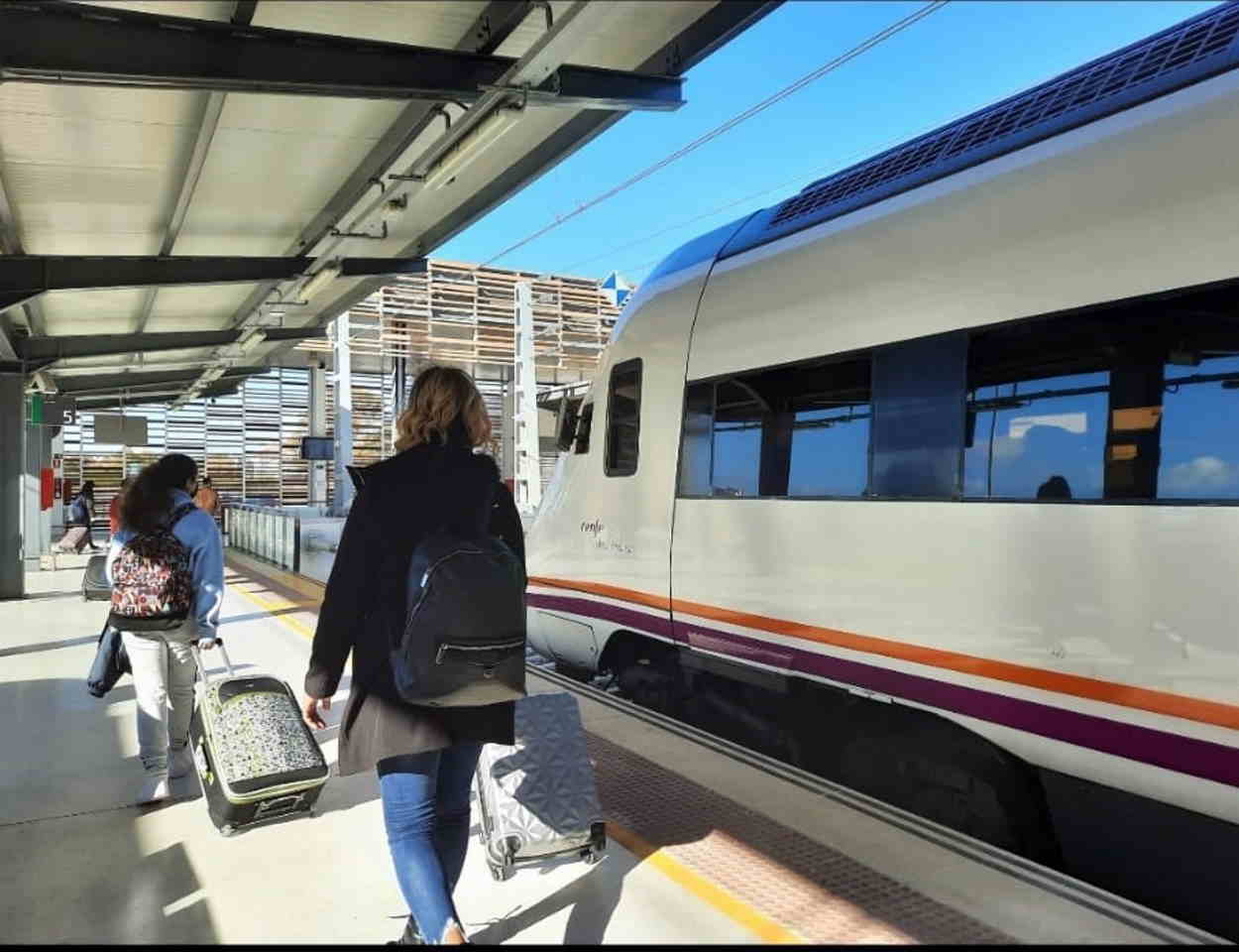 Tren Huelva Sevilla. Europa Press