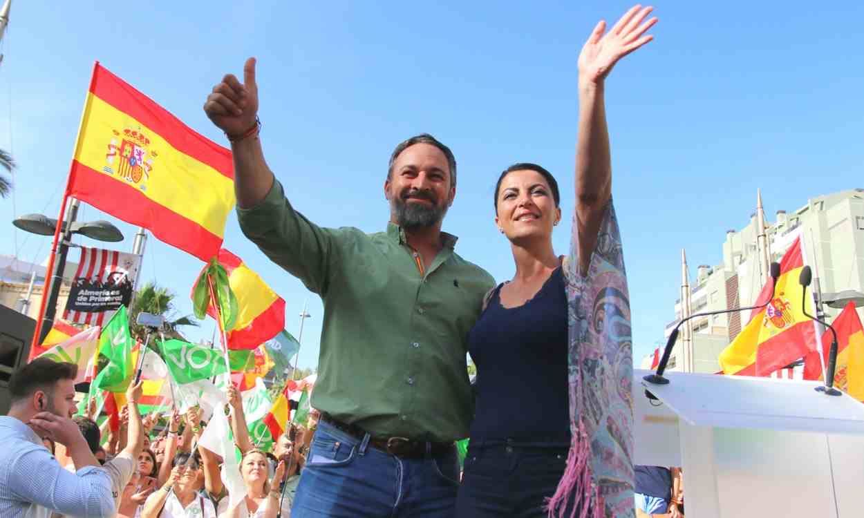 Santiago Abascal, presidente de Vox, y Macarena Olona. EP