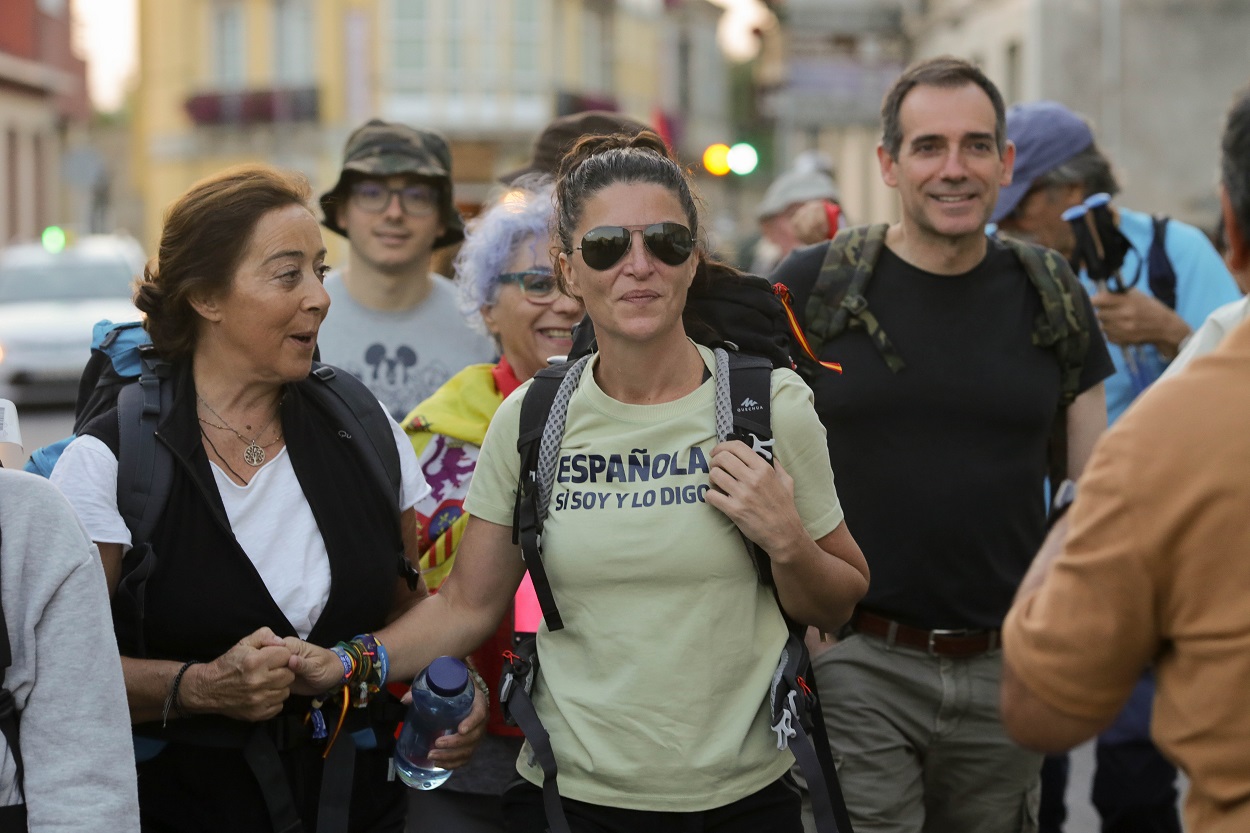 La ex portavoz de Vox en Andalucía Macarena Olona comienza el Camino de Santiago. EP.