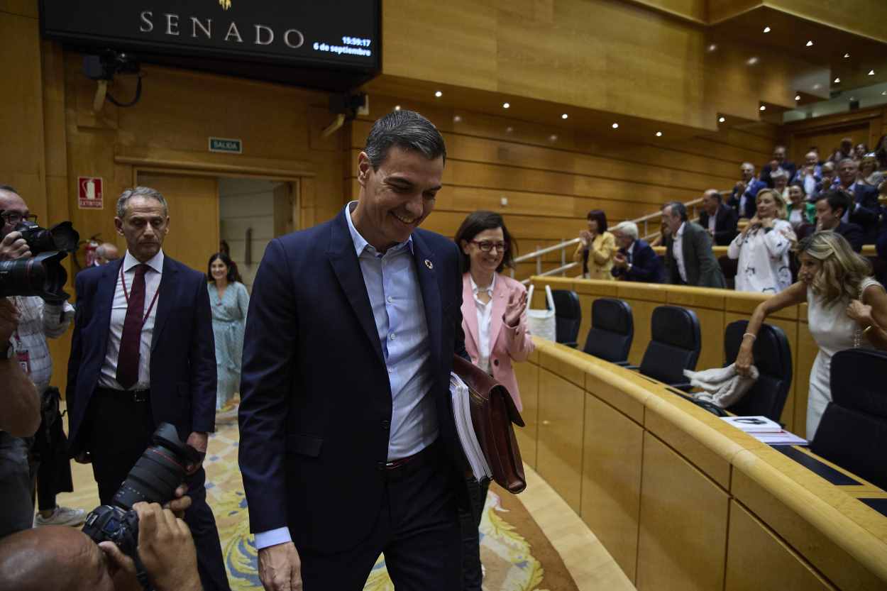 El presidente del Gobierno, Pedro Sánchez, a su llegada a un debate monográfico sobre la crisis energética y el contexto económico, en el Senado