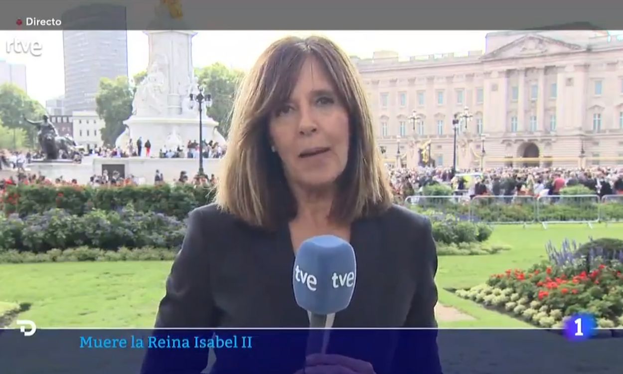 La periodista Ana Blanco desde Londres por la muerte de Isabel II. TVE.