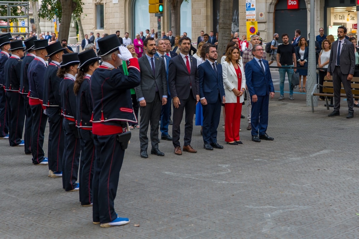 Ofrenda floral del Govern en el día de la Diada. EP