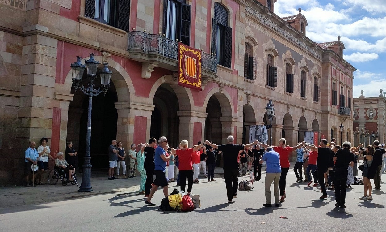 El Parlament de Cataluña, celebrando su jornada de puertas abiertas. EP