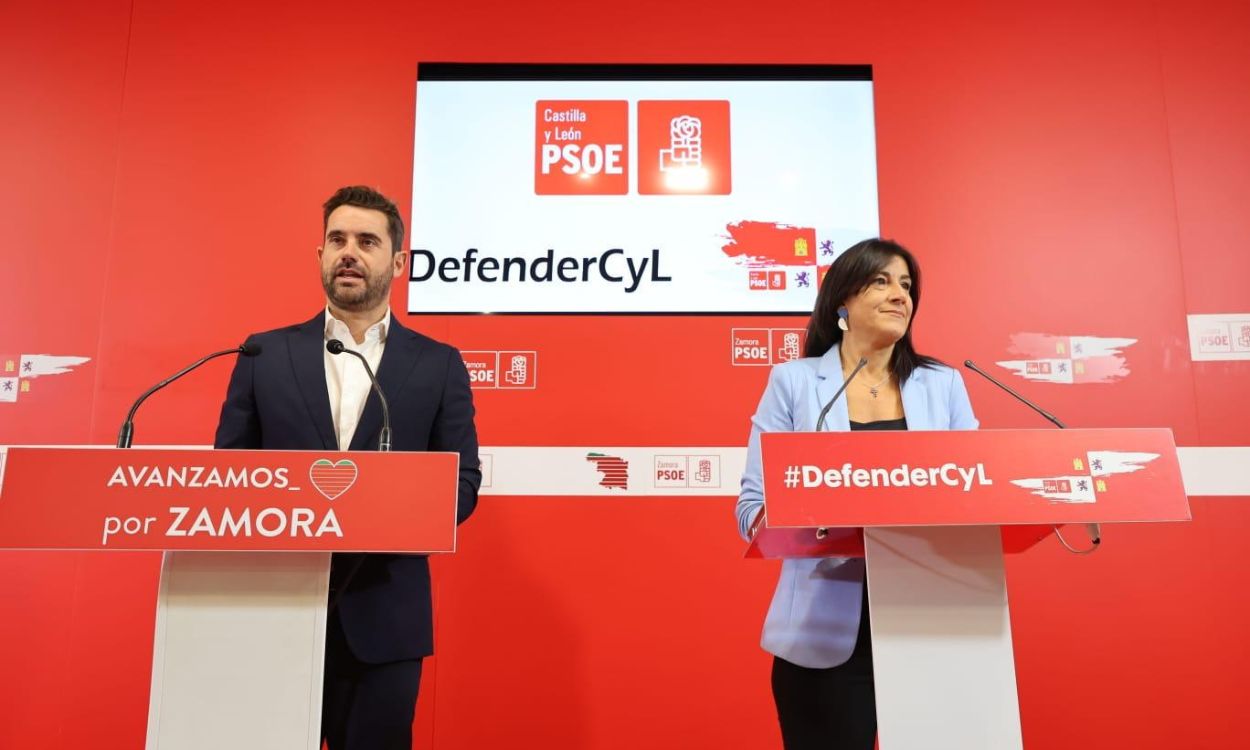 La secretaria de Organización del PSOECyL, Ana Sánchez, y el secretario general del PSOE de Zamora, Antidio Fagúndez. Imagen: Franca Velasco.