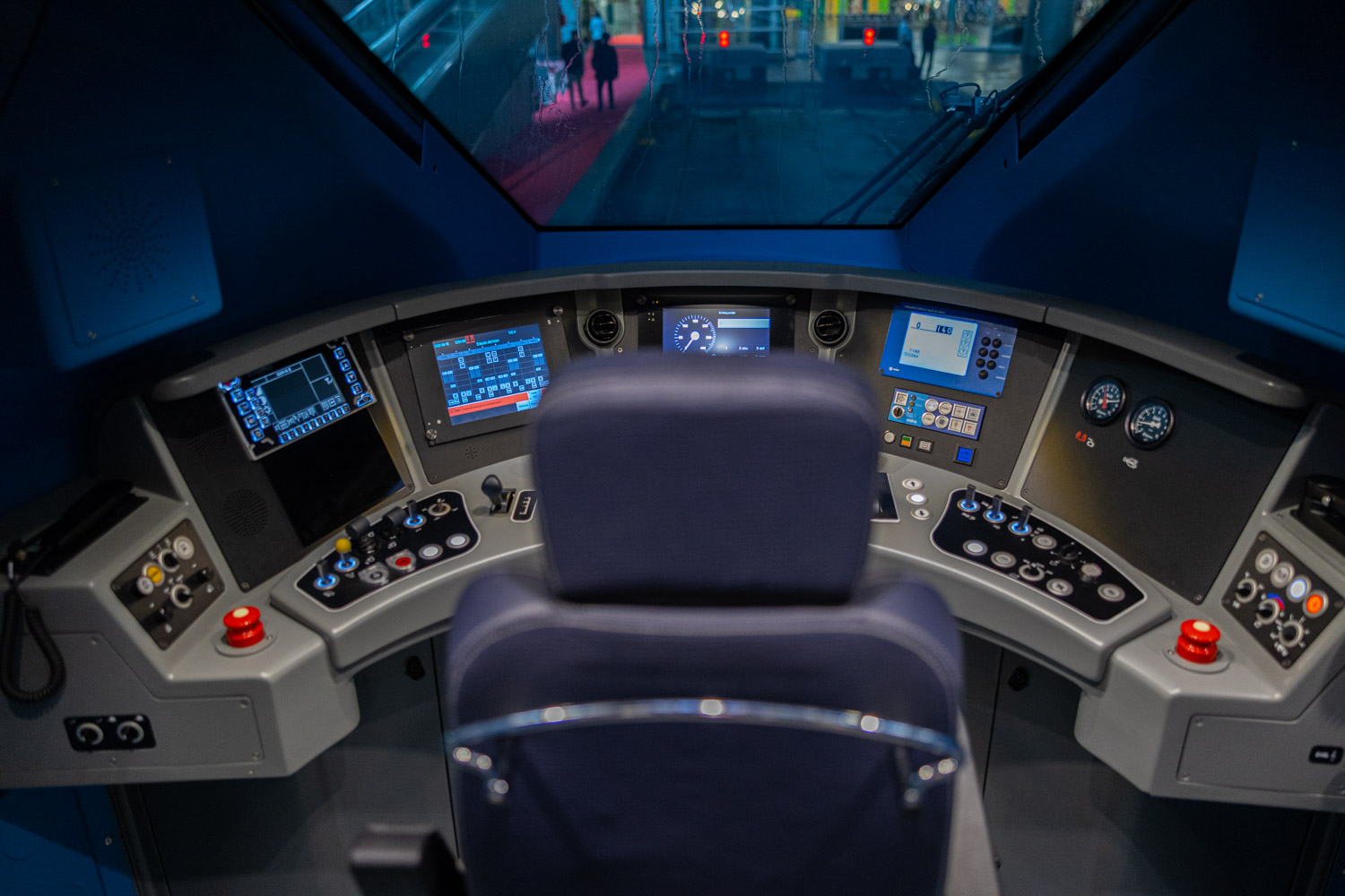 Cabina de un tren de Iryo en la estación de Atocha de Madrid. Fotografía Fernando Coto