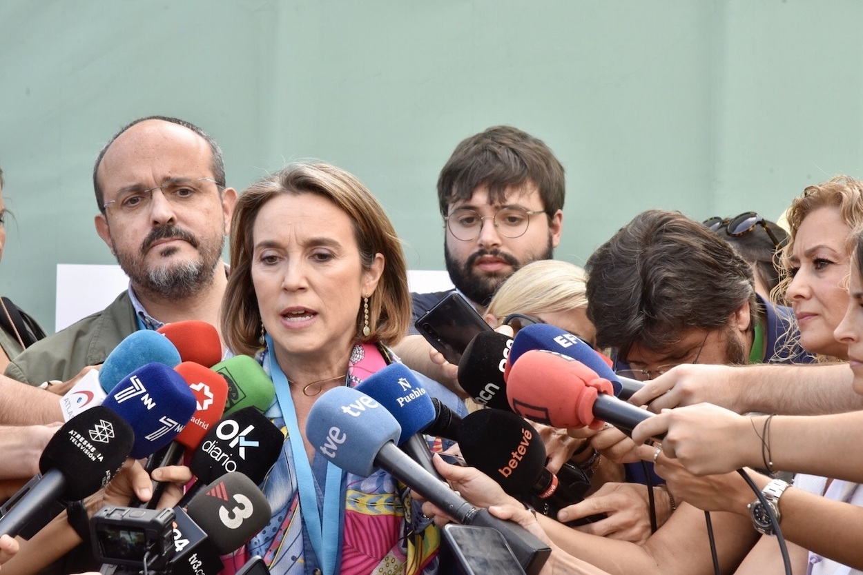 Gamarra en la manifestación en Barcelona por el castellano. EP