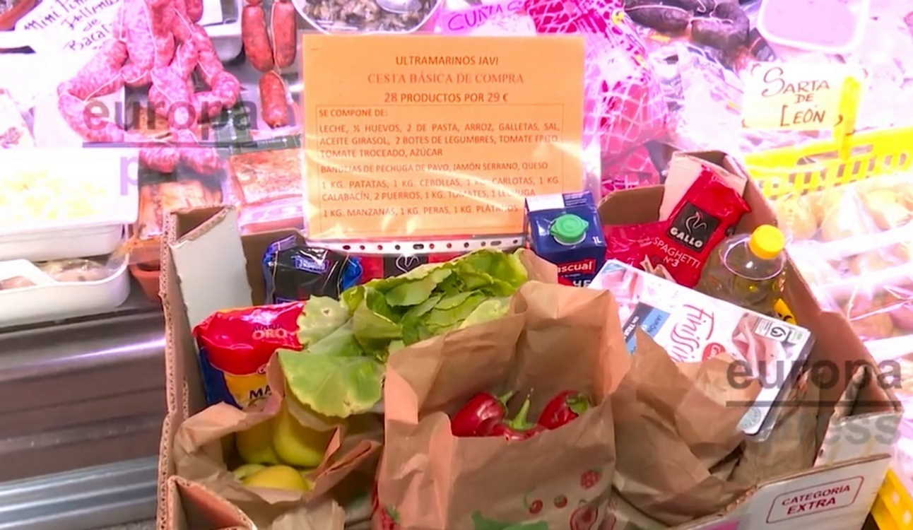 Bisturí a la cesta de la compra: qué productos se han encarecido más en el último año. EP