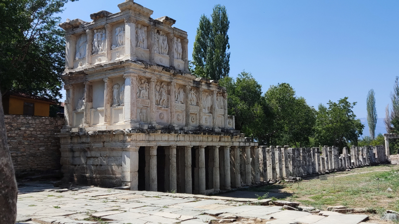 Sebasteión de Afrodisias Sebasteión de Afrodisias