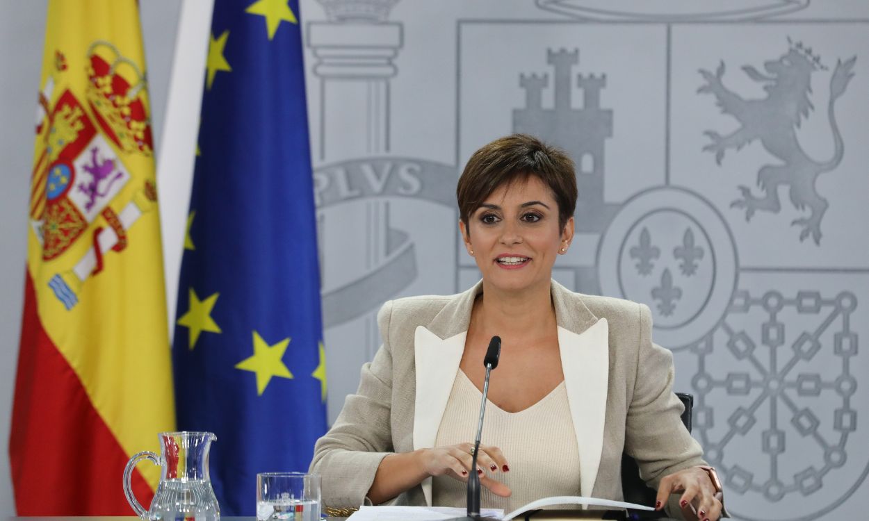 La ministra de Política Territorial, Isabel Rodríguez, en la rueda de prensa tras el Consejo de Ministros en Moncloa. EP.