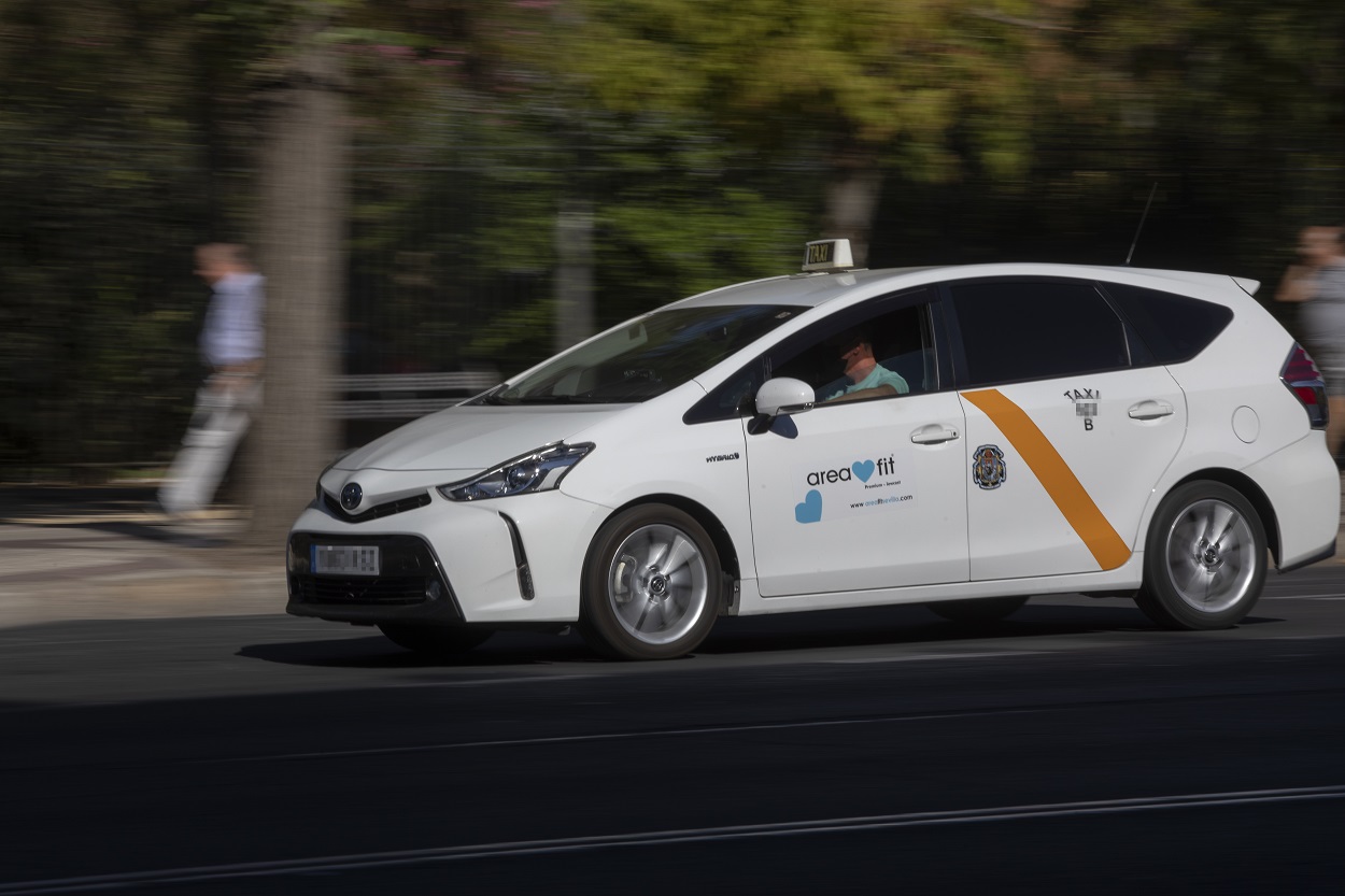 Imagen de recurso de un taxi circulando. EP.