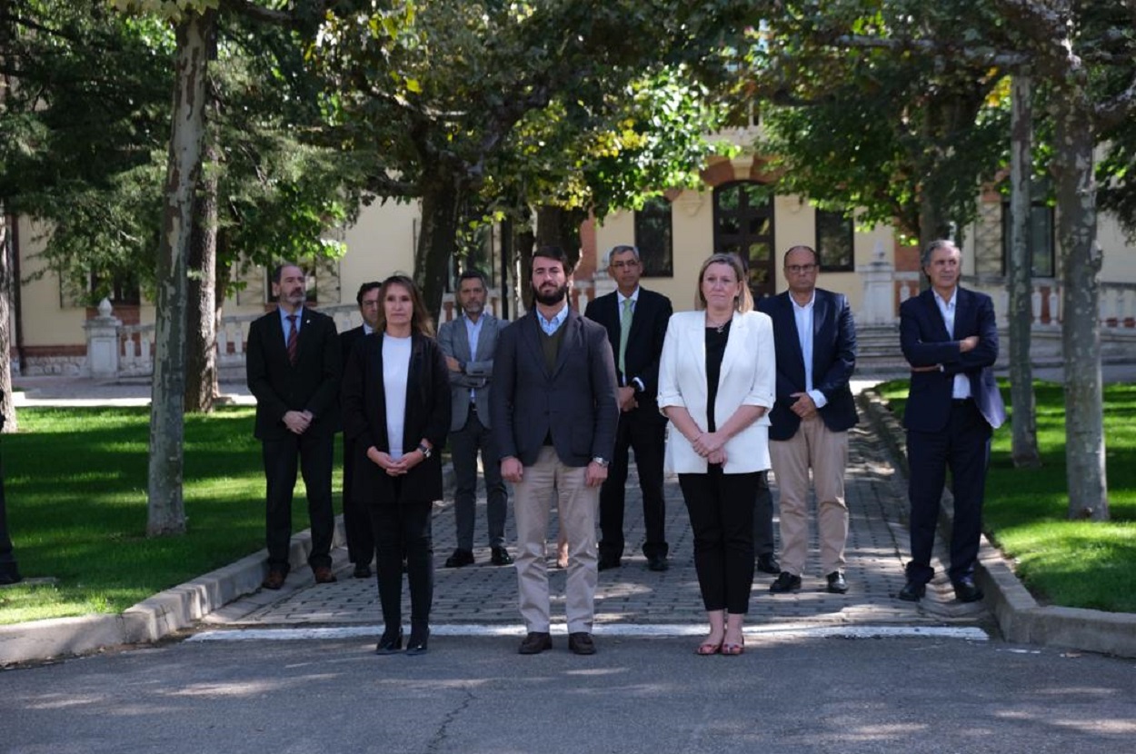 García Gallardo guarda un minuto de silencio.