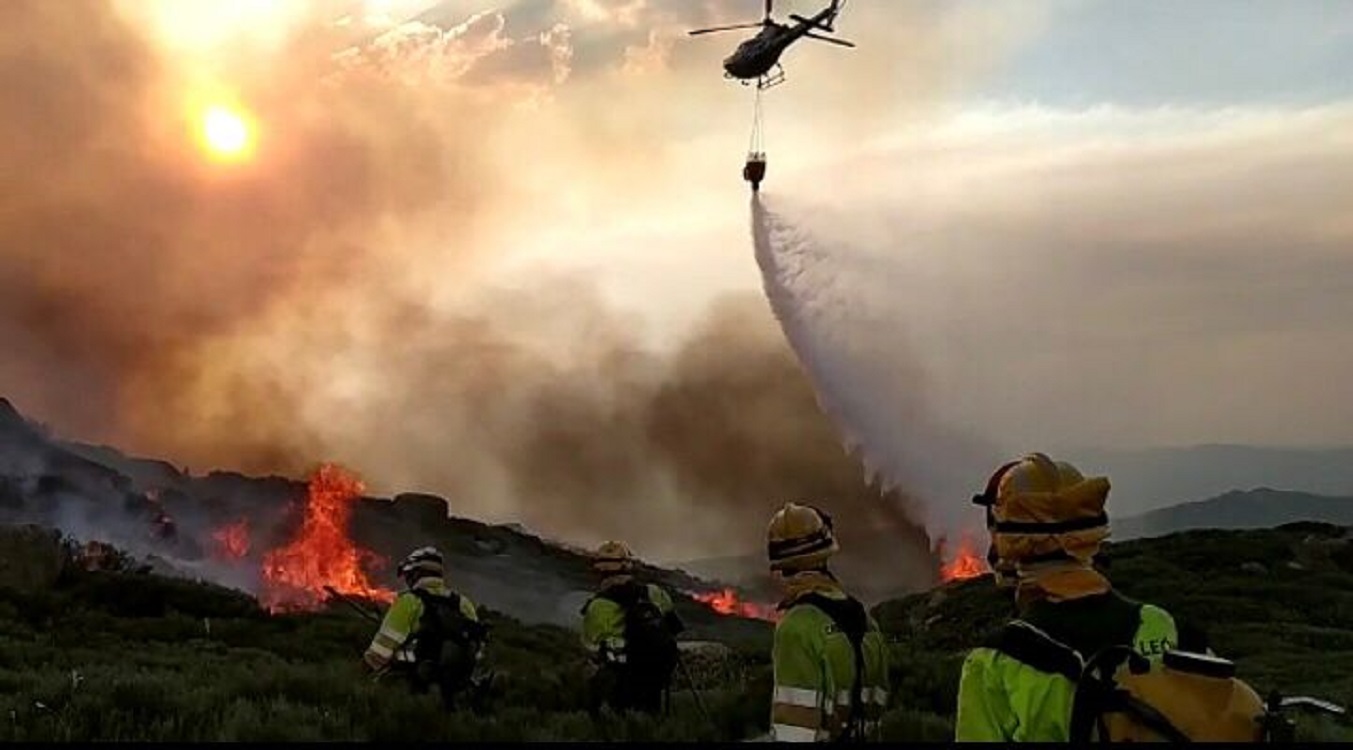 Los bomberos forestales de Castilla y León se reciclan. 