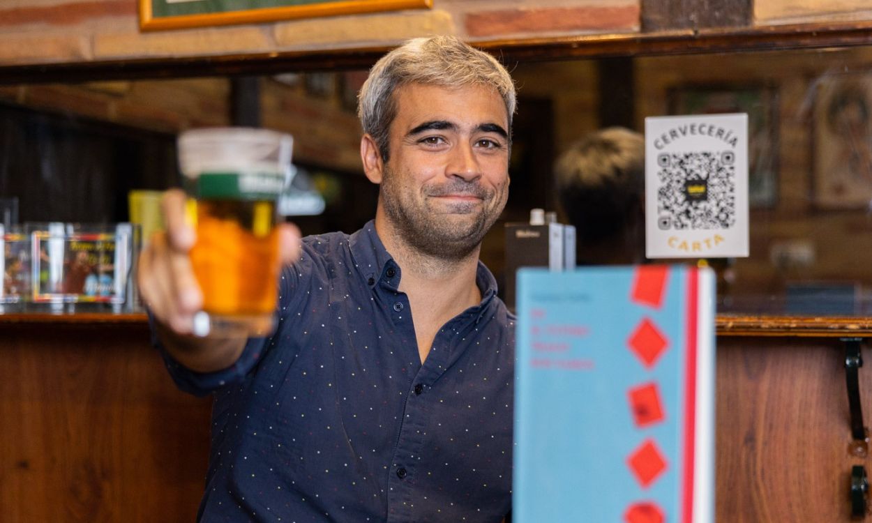 El escritor y publicista Francisco Castillo durante la entrevista con ElPlural.com