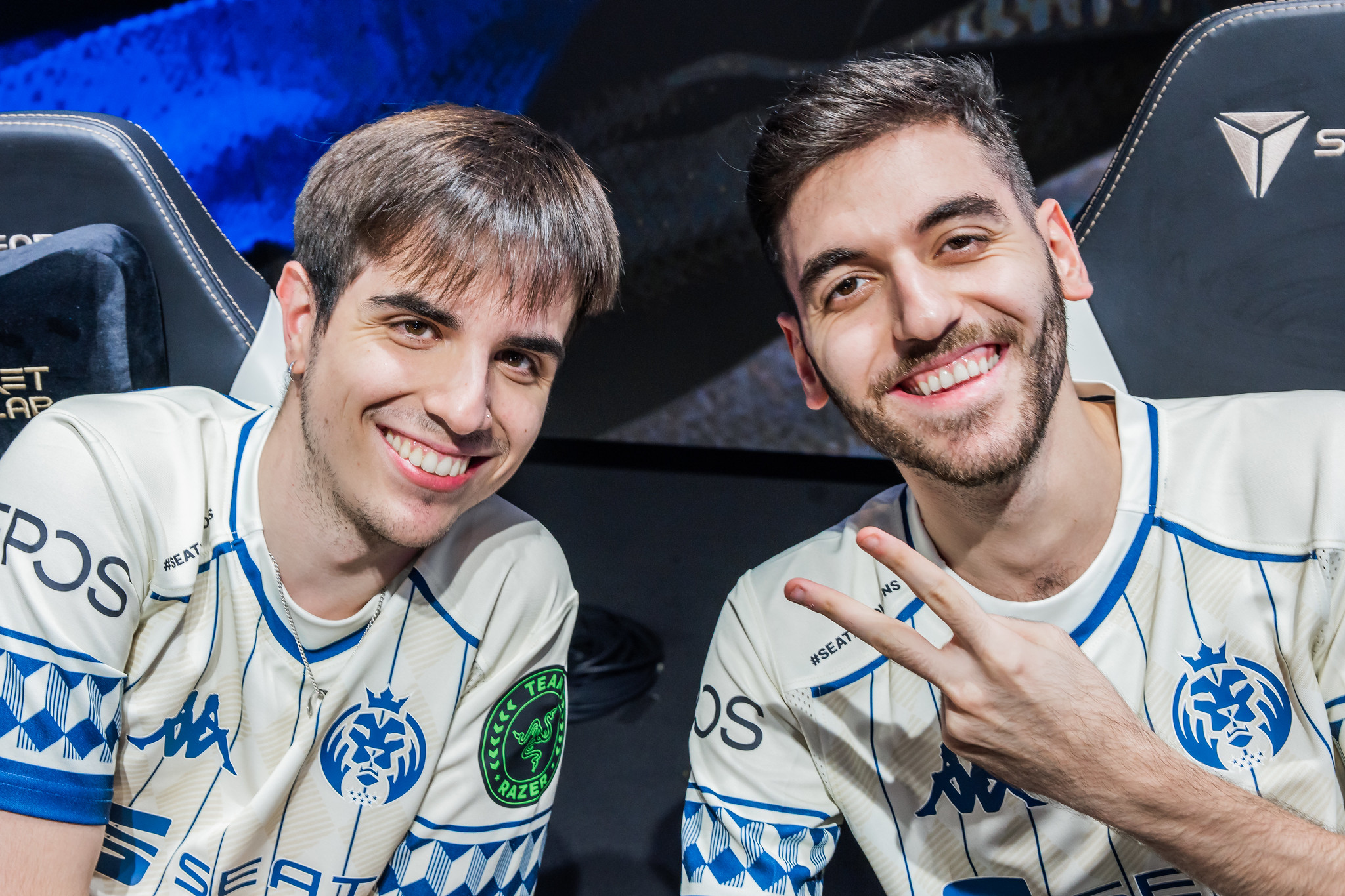 (De izquierda a derecha) Elyoya y Nisqy, jugadores de MAD Lions en los Worlds 2022