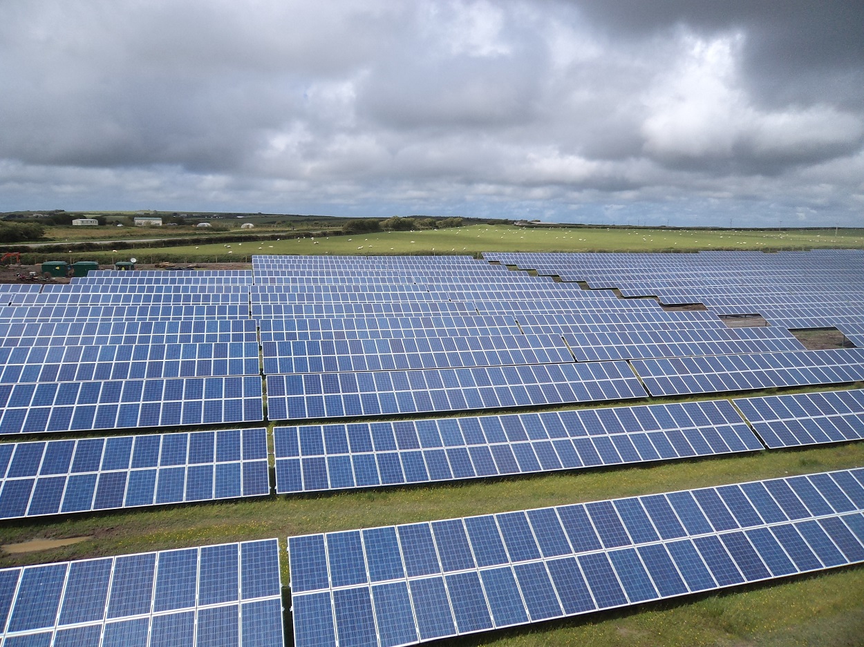 Imagen de recurso de una planta fotovoltaica. EP.