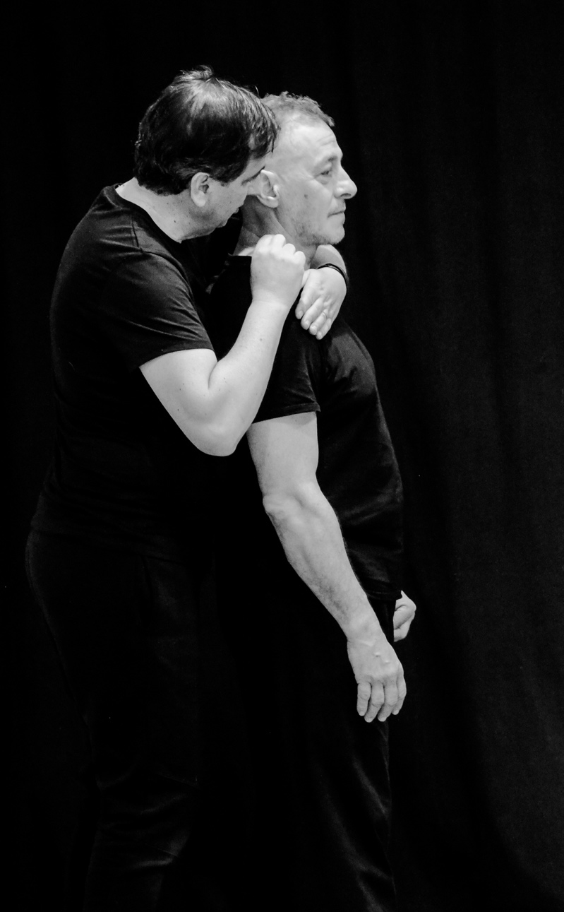 El Dr Martos en una de sus sesiones de Terapia Teatral©Toño Zarralanga El Dr Martos en una de sus sesiones de Terapia Teatral©Toño Zarralanga