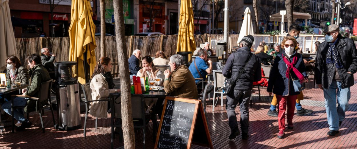 Invasión de 'terrazas covid' los vecinos de Madrid y Barcelona