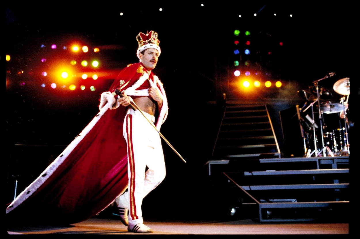 Queen 'resucita' a Freddie Mercury con Face It Alone. EP