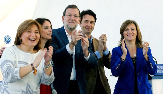 Rajoy, tras abandonar a su suerte a miles de dependientes, promete un cheque para familias con discapacitados
