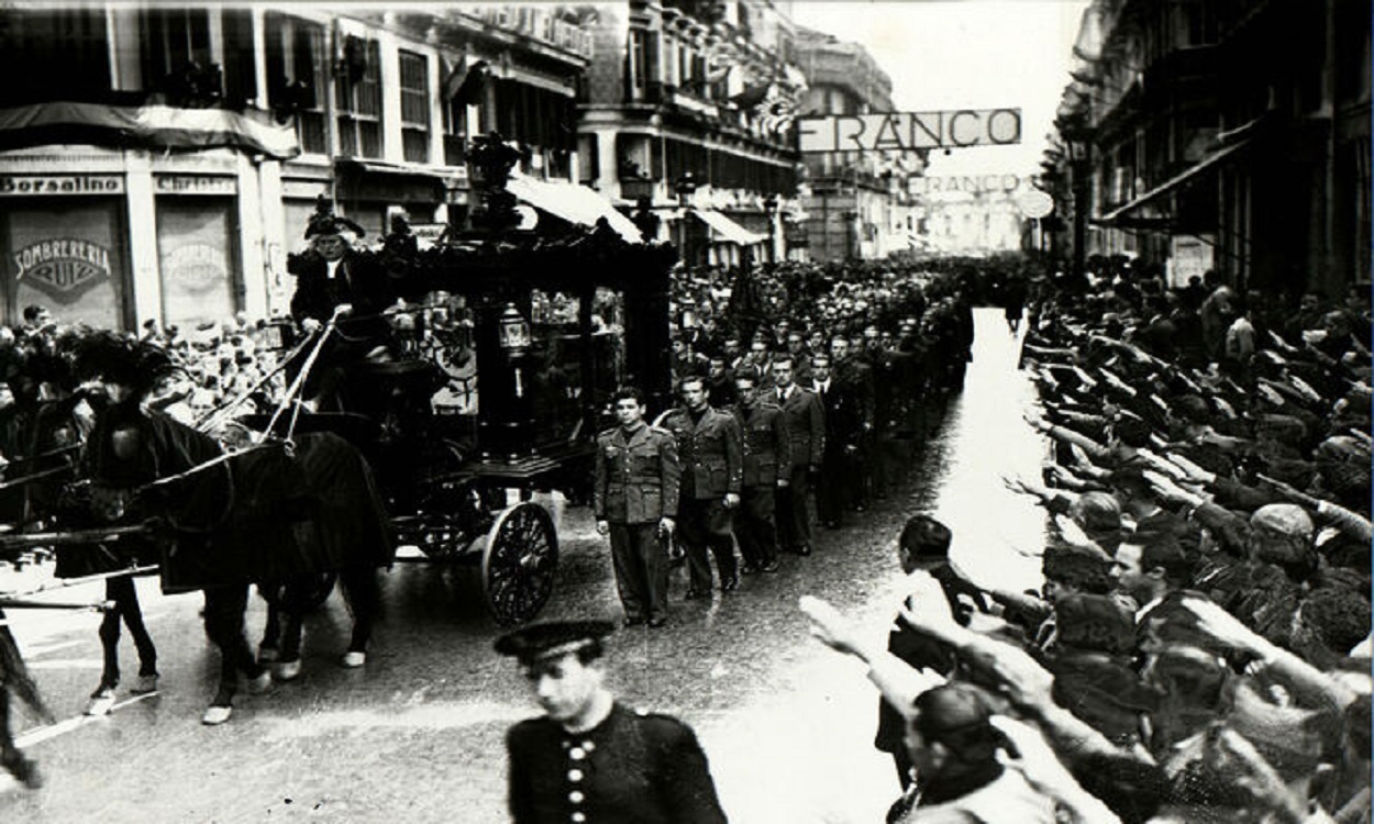 Nombres de destacados militares franquistas, perviven en dos avenidas de Málaga