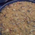 Fideua mixta y gallo relleno de tocino ibérico y vieiras