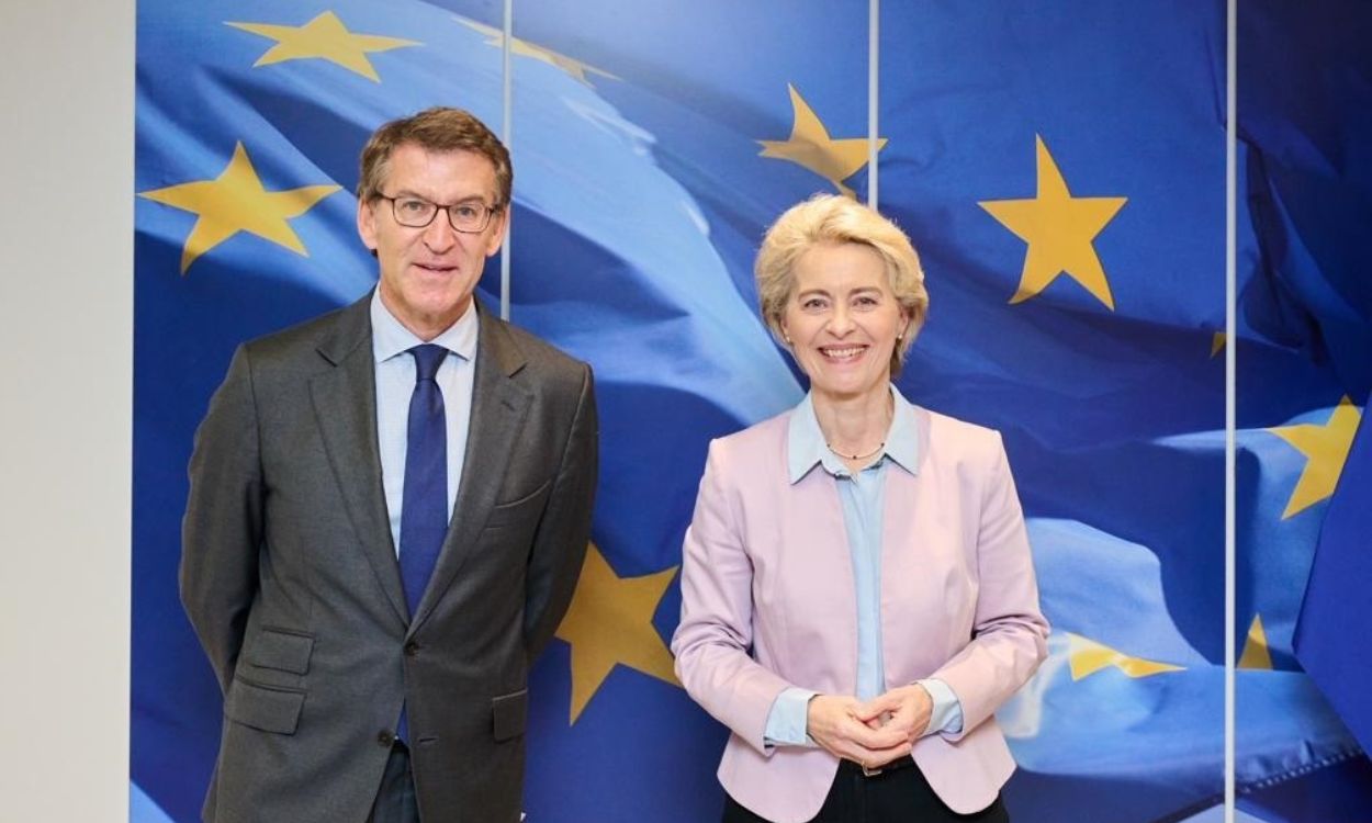 El líder del PP, Alberto Núñez Feijóo, y la presidenta de la Comisión Europea, Ursula Von der Leyen, en su reunión en Bruselas. EP.