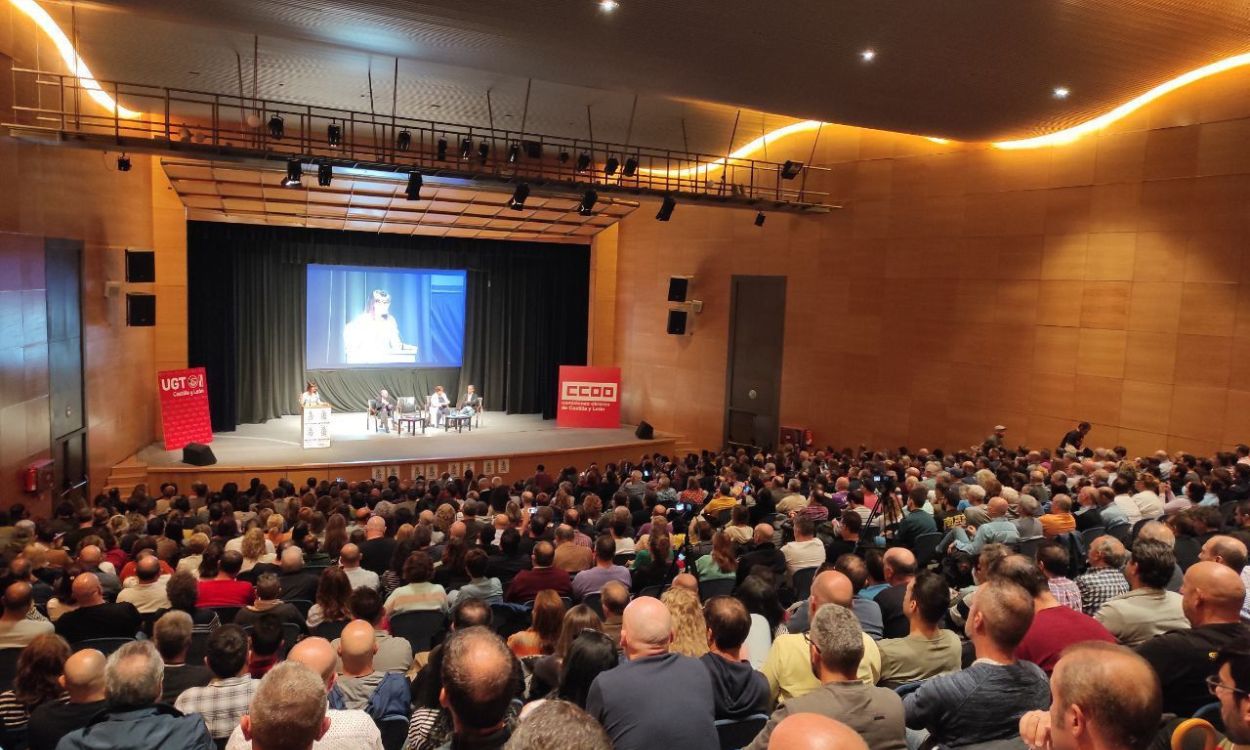 UGT Asamblea de delegados de UGT y CC.OO. en la Feria de Valladolid