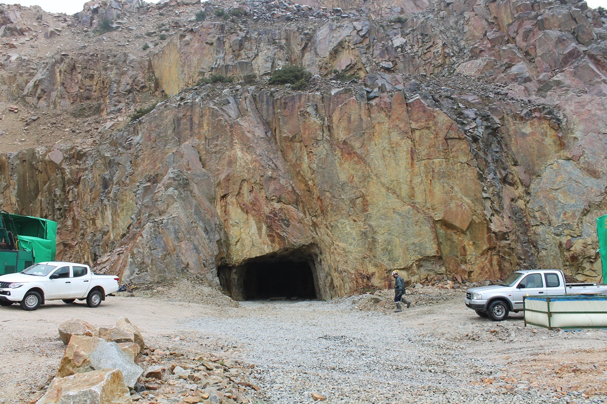Imagen de la mina de Varilongo, una de las que explota Rafaella Resources, compañía que ahora cambia su nombre (Foto: Europa Press).