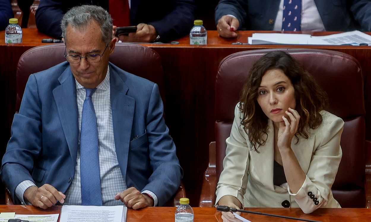 Isabel Díaz Ayuso y Enrique Ossorio, vicepresidente y consejero de Educación. EP
