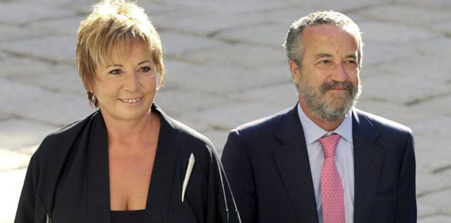 Celia Villalobos junto a su marido, Pedro Arriola