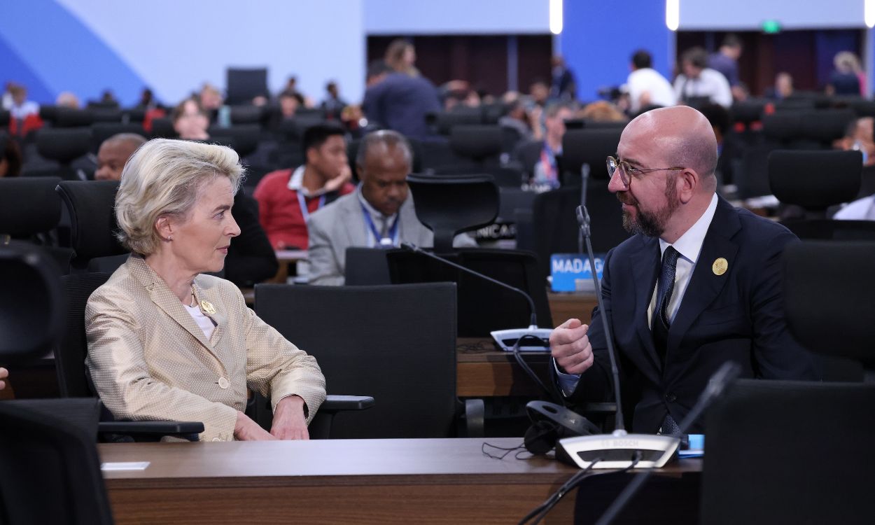 La presidenta de la Comisión Europea, Ursula von der Leyen, y el presidente del Consejo Europeo, Charles Michel