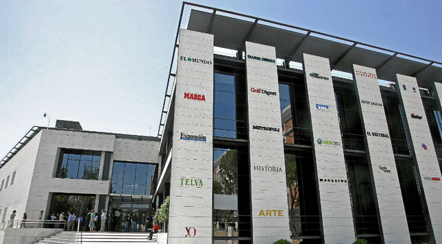 Imagen de recurso de la fachada del edificio de Unidad Editorial. 