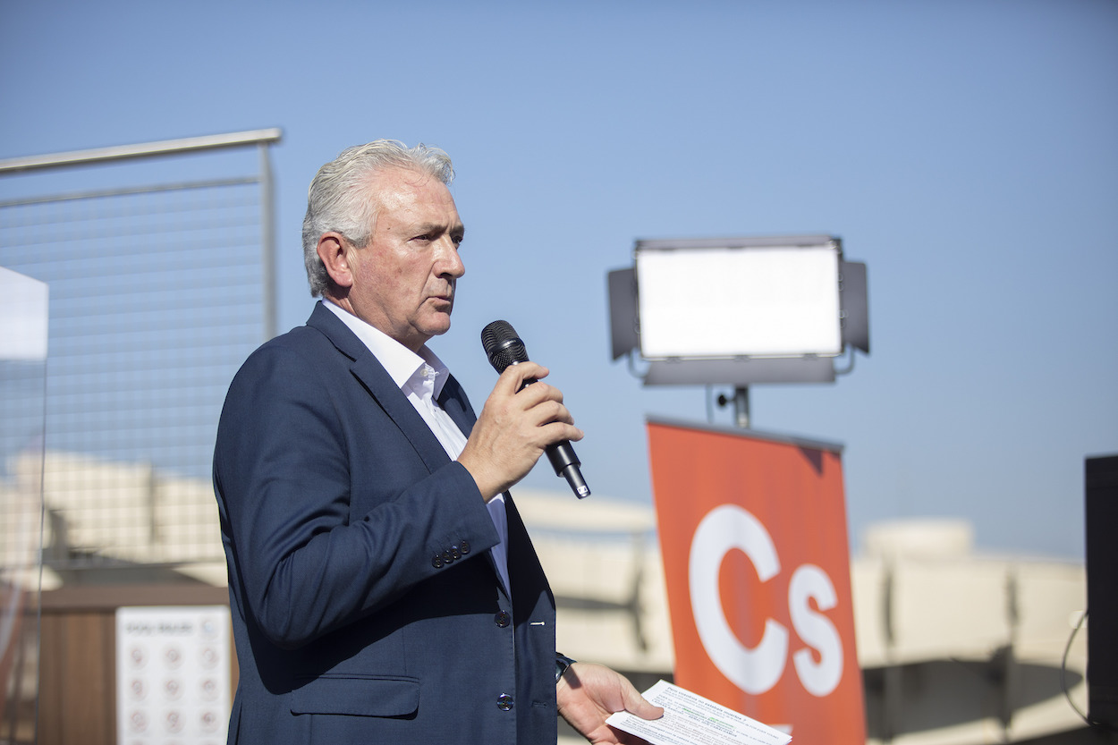 El candidato de Cs a la alcaldía de Sevilla, Miguel Ángel Aumesquet, este sábado en la presentación de candidaturas andaluzas a las municipales. MARÍA JOSÉ LÓPEZ EP