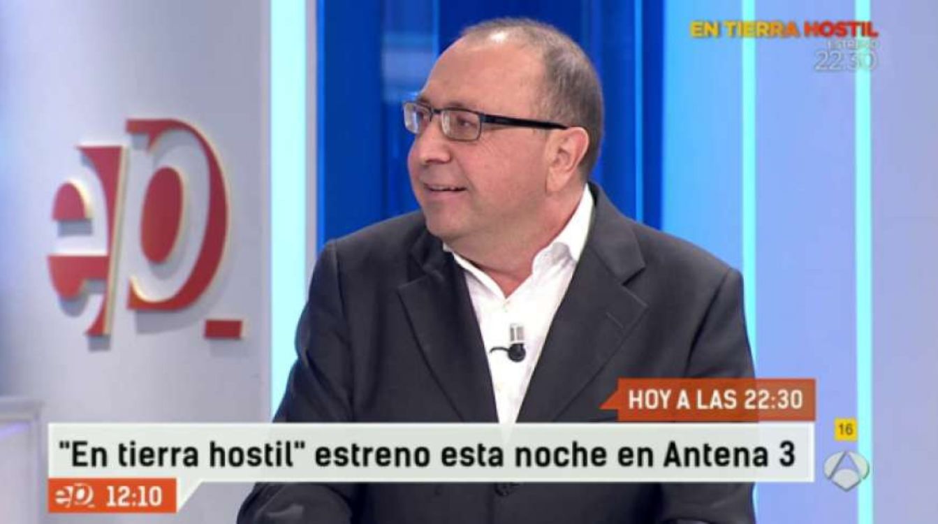 Teo Lozano durante la presentación del programa 'En tierra hostil' (Antena 3), que fue uno de sus últimos grandes éxitos