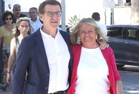 La alcaldesa de Marbella, Ángeles Muñoz, junto a Alberto Núñez Feijóo. Twitter
