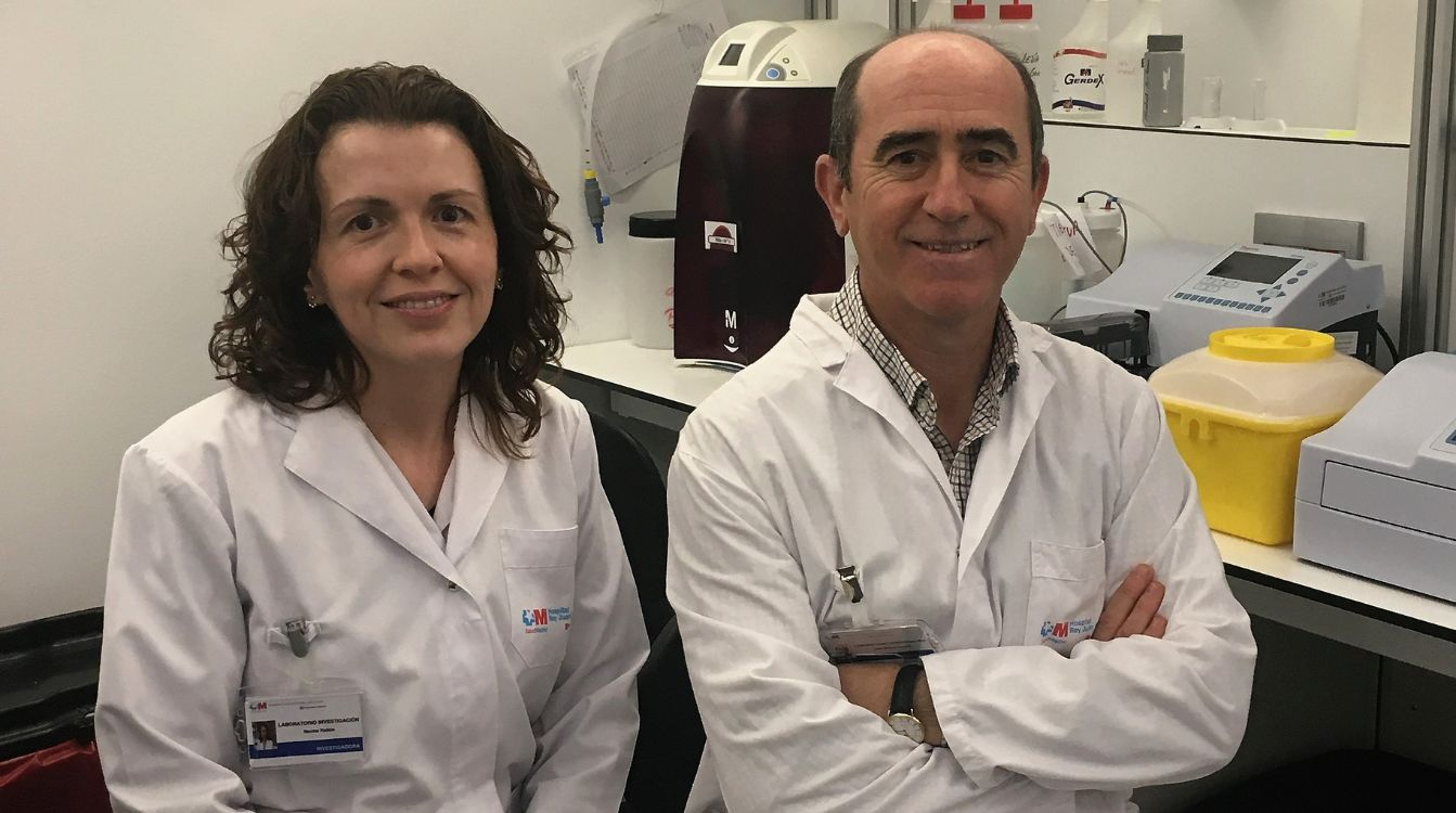 Los doctores Norma Rallón y José Miguel Benito, dos de los investigadores que han analizado la eficacia de la estrategia de ‘Choque y Muerte’ celular