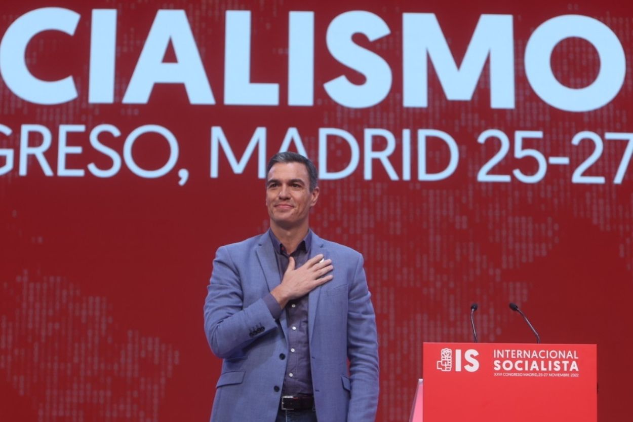 El presidente del Gobierno, Pedro Sánchez, coronado como presidente de la Internacional Socialista en Madrid. EP. 