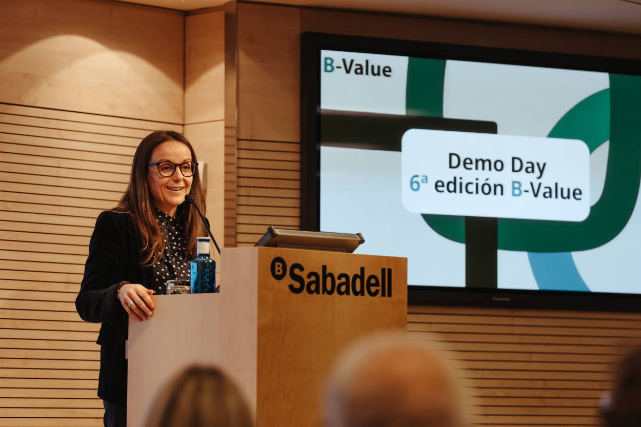 Sonia Quibus, directora de Recursos Humanos de Banco Sabadell, nueva incorporación a su Comité de Dirección. Twitter Fundación Banco Sabadell